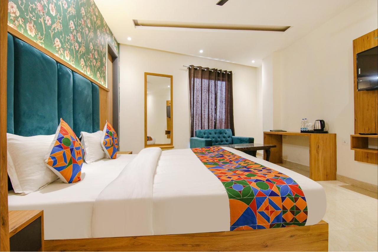 אמריצר Fabhotel Prime Taj Castle מראה חיצוני תמונה