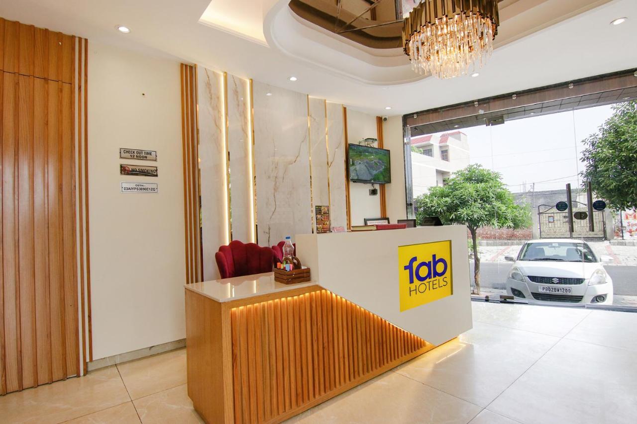 אמריצר Fabhotel Prime Taj Castle מראה חיצוני תמונה