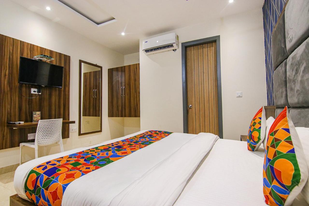 אמריצר Fabhotel Prime Taj Castle מראה חיצוני תמונה